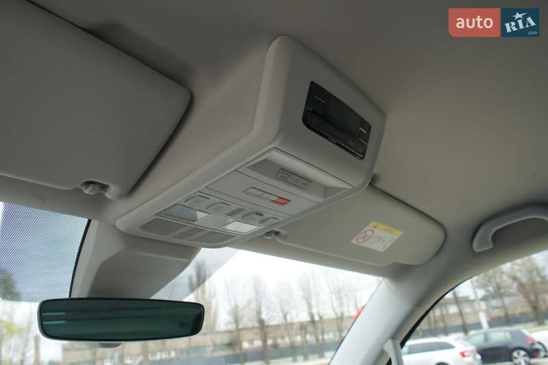 Мінівен Volkswagen Multivan 2020 в Житомирі