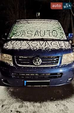 Мінівен Volkswagen Multivan 2004 в Миколаєві