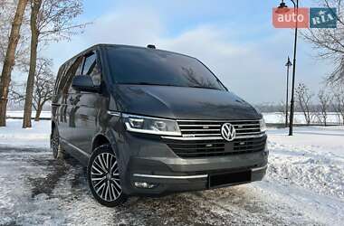 Минивэн Volkswagen Multivan 2020 в Киеве