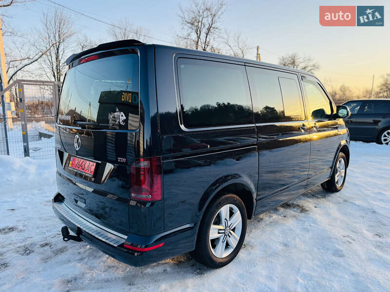 Минивэн Volkswagen Multivan 2018 в Иршаве