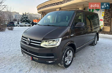 Мінівен Volkswagen Multivan 2017 в Києві