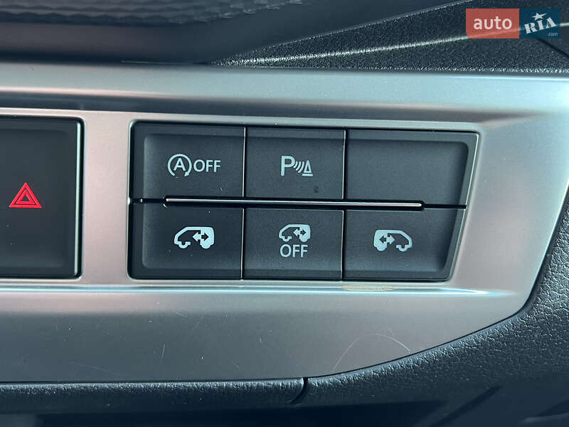 Минивэн Volkswagen Multivan 2020 в Киеве