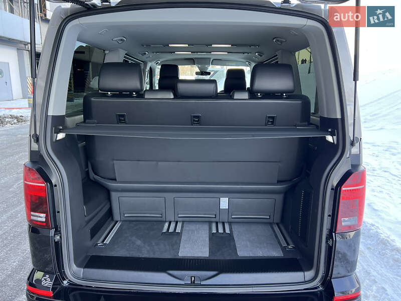 Минивэн Volkswagen Multivan 2020 в Киеве