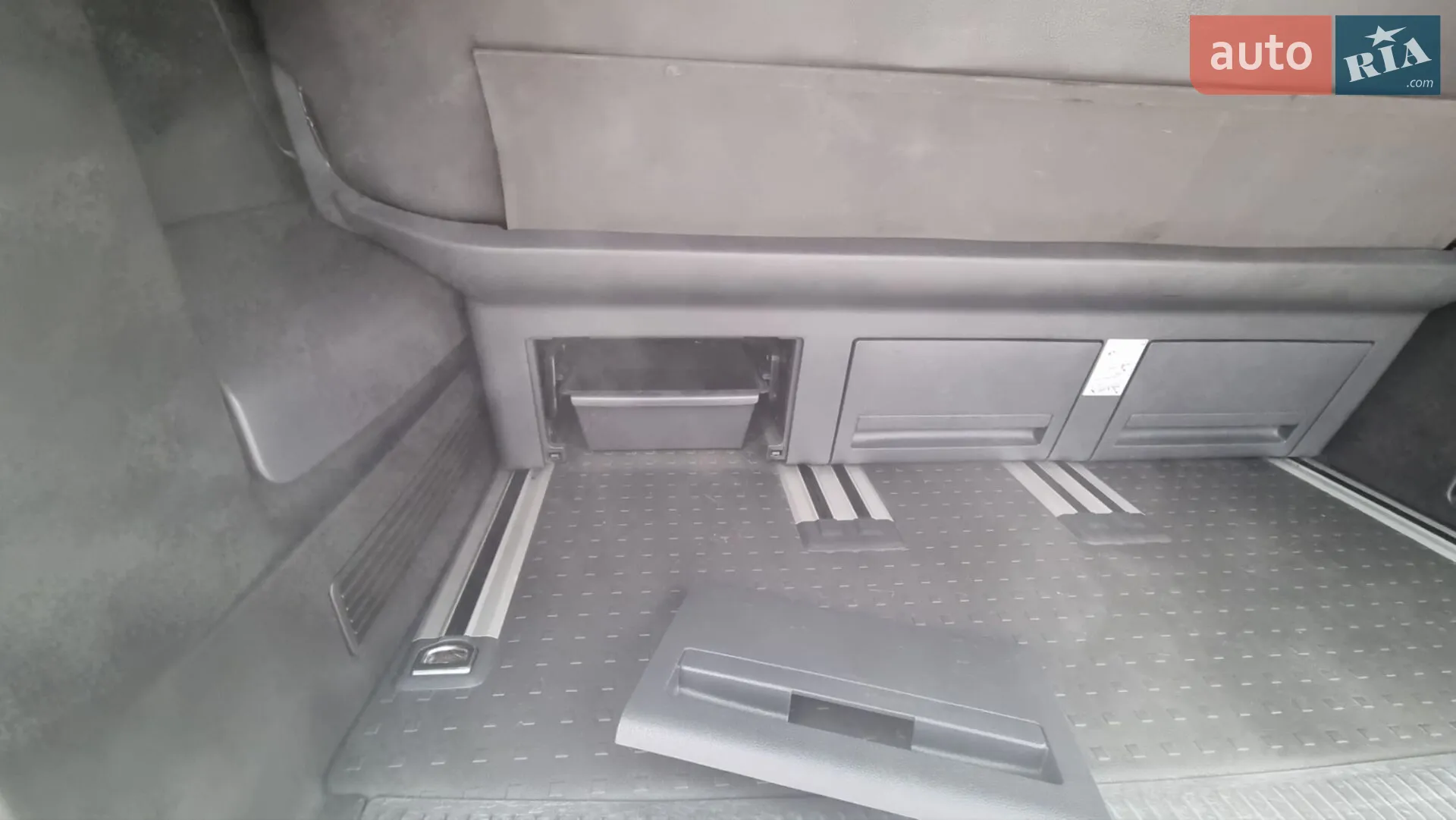 2013 Volkswagen Multivan - мініатюра 36