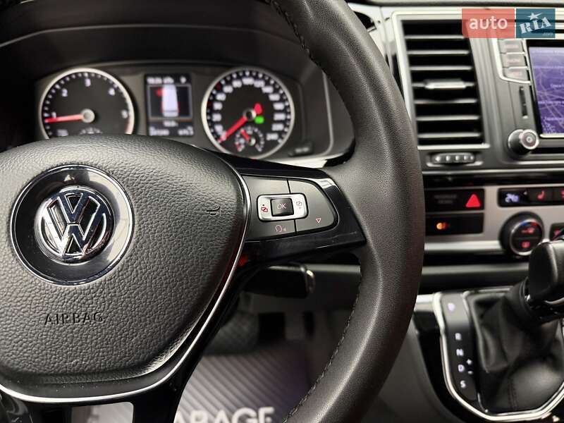 Минивэн Volkswagen Multivan 2019 в Киеве фото 32 Минивэн Volkswagen Multivan 2019 в Киеве