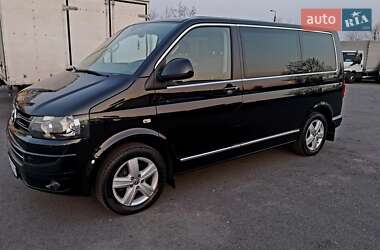 Минивэн Volkswagen Multivan 2013 в Киеве