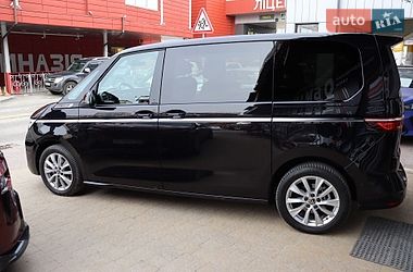 Минивэн Volkswagen Multivan 2024 в Львове фото 6 Минивэн Volkswagen Multivan 2024 в Львове