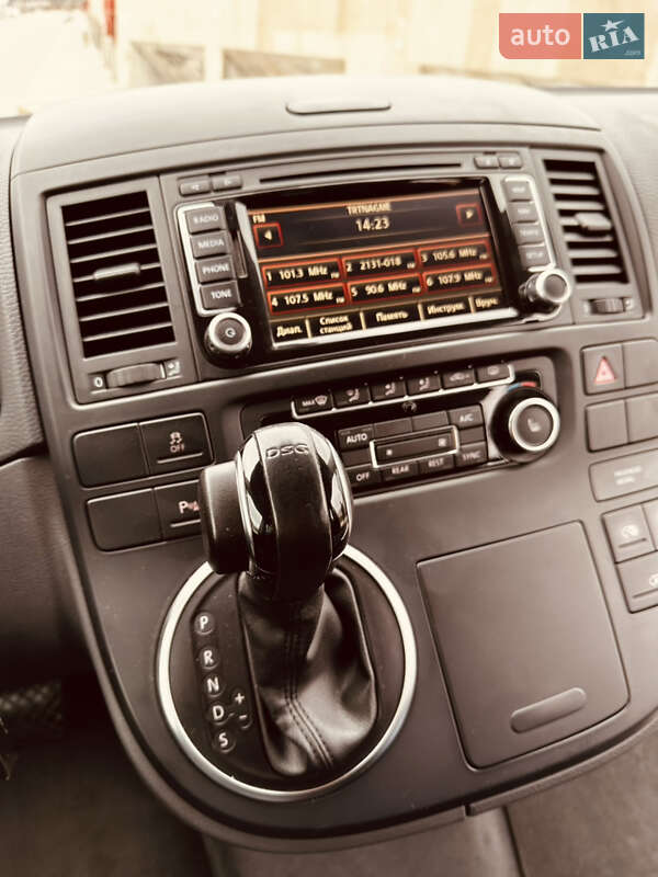 Минивэн Volkswagen Multivan 2014 в Одессе