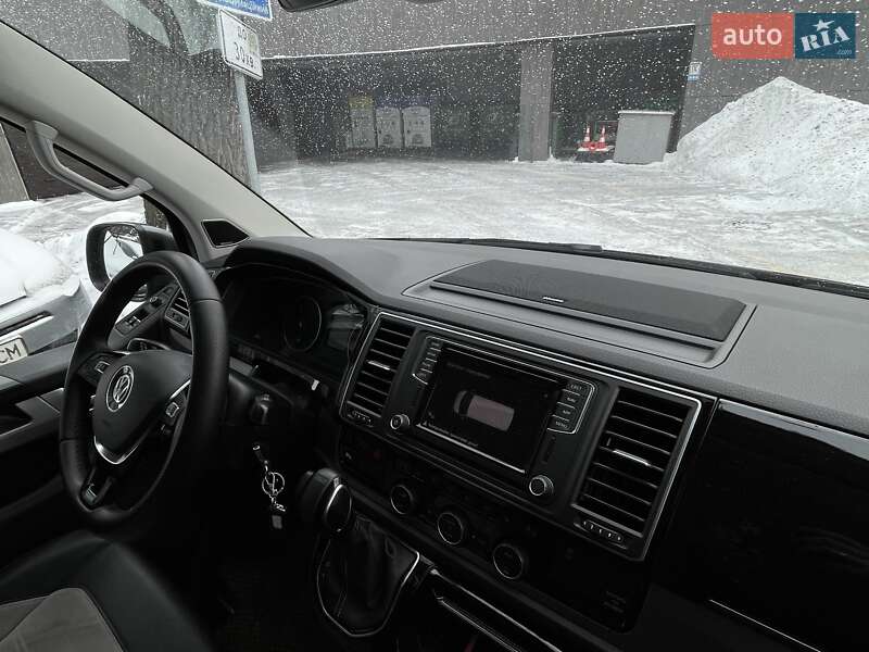 Минивэн Volkswagen Multivan 2018 в Киеве фото 9 Минивэн Volkswagen Multivan 2018 в Киеве