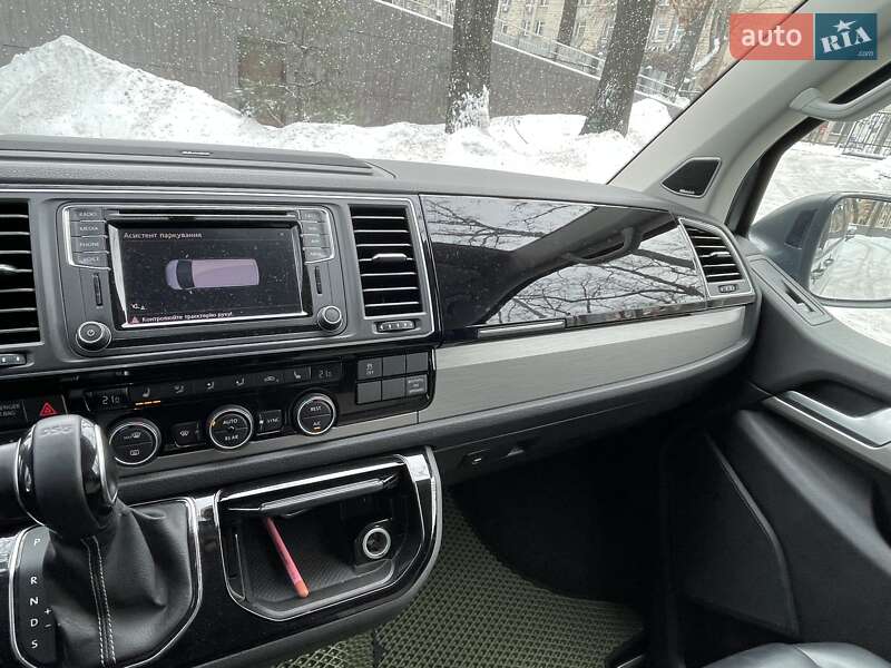 Минивэн Volkswagen Multivan 2018 в Киеве фото 13 Минивэн Volkswagen Multivan 2018 в Киеве
