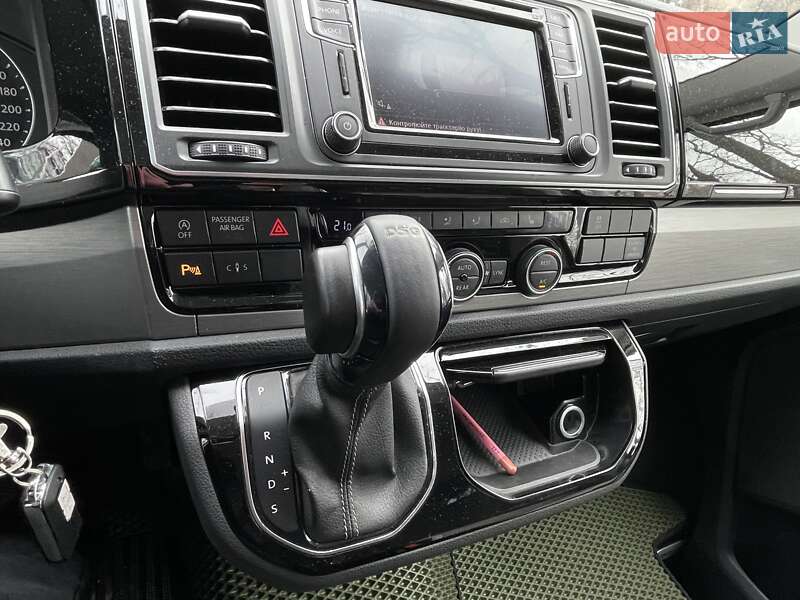 Минивэн Volkswagen Multivan 2018 в Киеве фото 21 Минивэн Volkswagen Multivan 2018 в Киеве