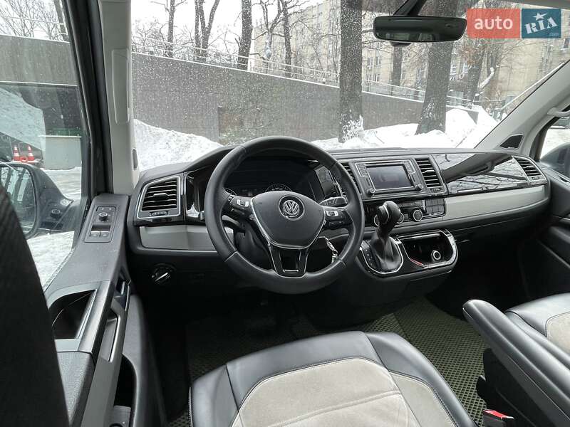 Минивэн Volkswagen Multivan 2018 в Киеве фото 43 Минивэн Volkswagen Multivan 2018 в Киеве