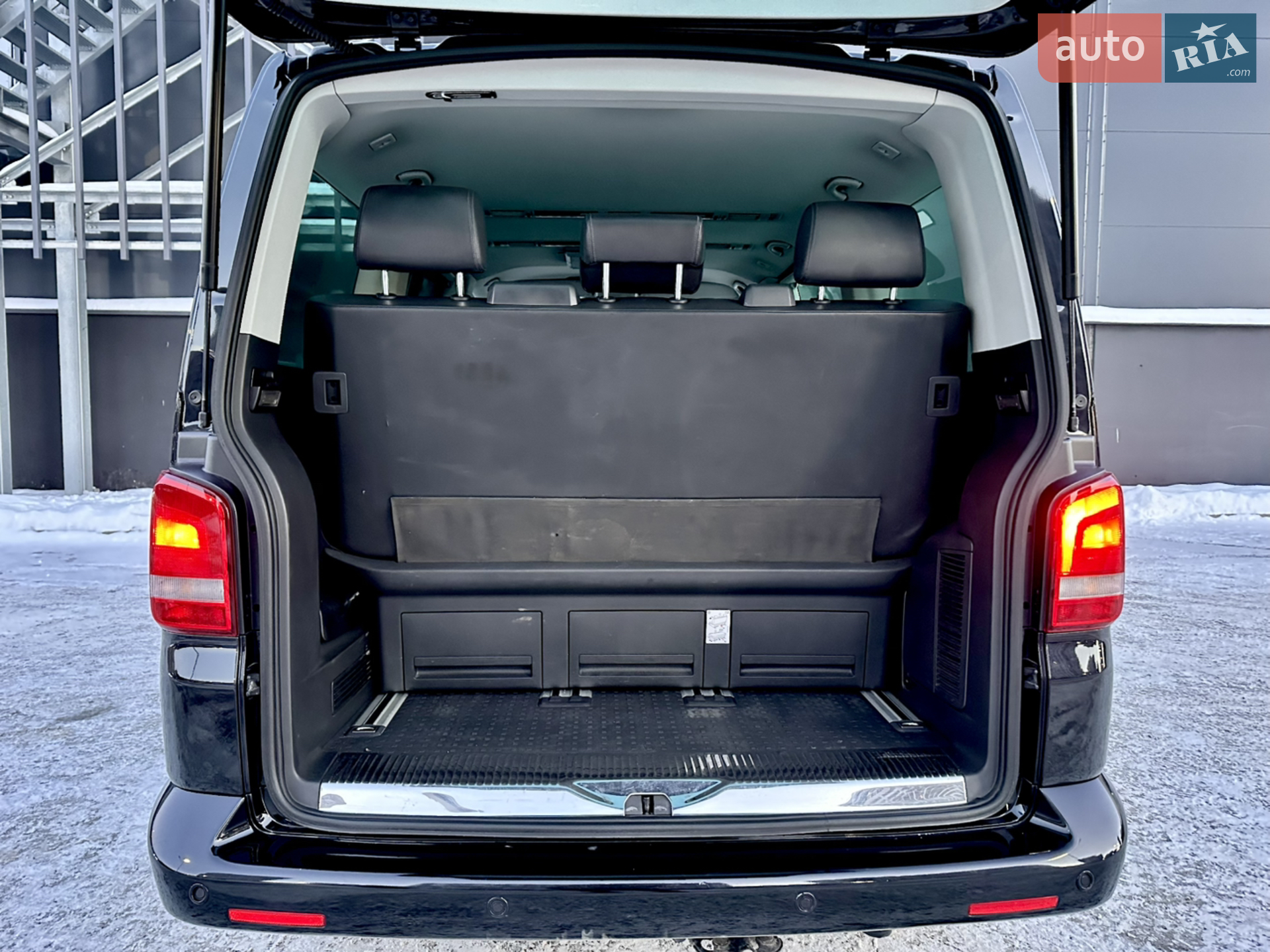 2011 Volkswagen Multivan - мініатюра 21