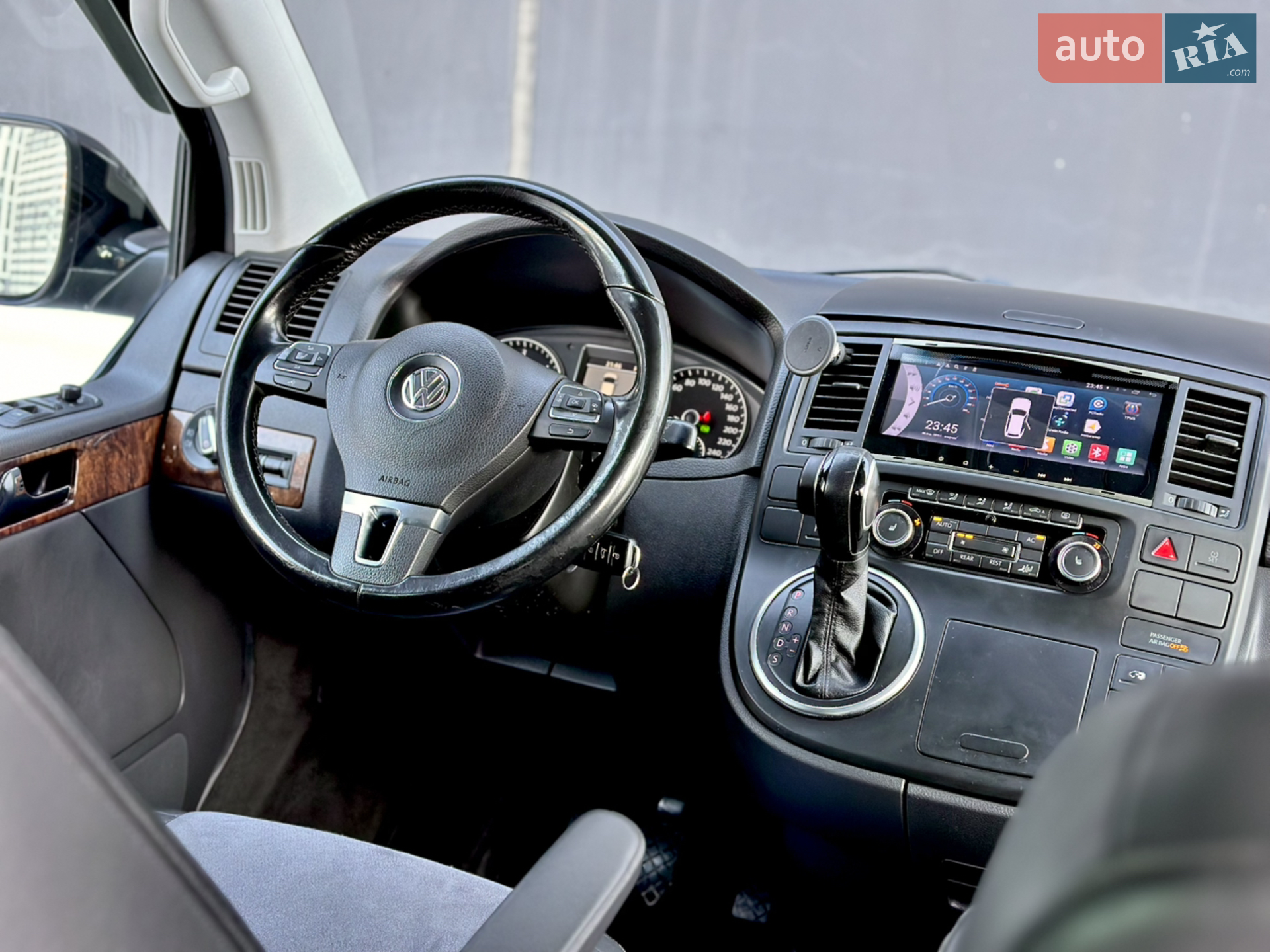2011 Volkswagen Multivan - мініатюра 2