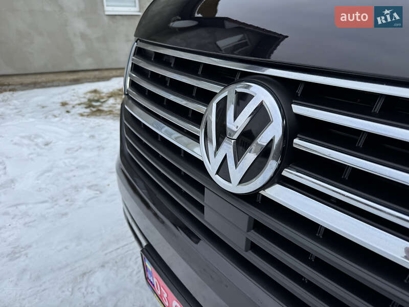 Минивэн Volkswagen Multivan 2020 в Луцке