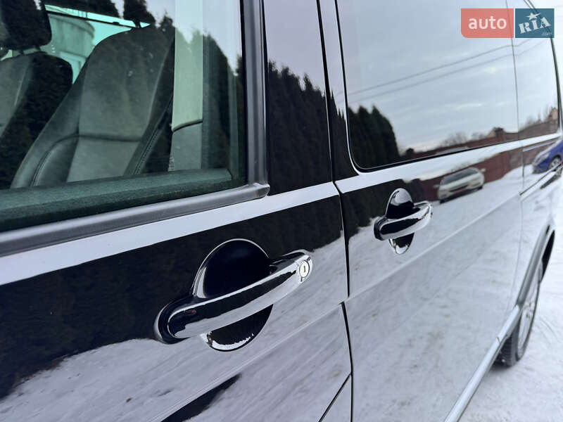 Минивэн Volkswagen Multivan 2020 в Луцке