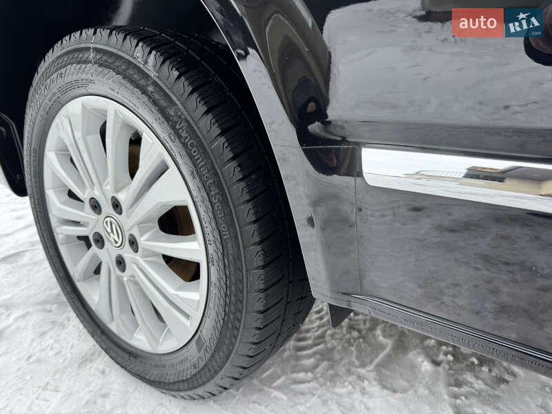 Минивэн Volkswagen Multivan 2020 в Луцке
