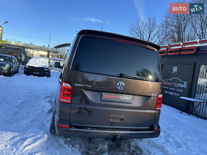 Минивэн Volkswagen Multivan 2017 в Виннице