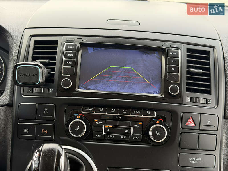 Минивэн Volkswagen Multivan 2014 в Киеве