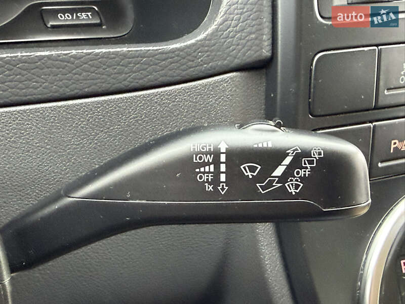 Минивэн Volkswagen Multivan 2014 в Киеве