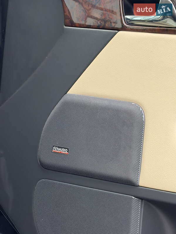 Минивэн Volkswagen Multivan 2014 в Киеве