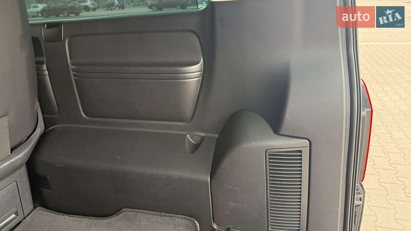 Минивэн Volkswagen Multivan 2020 в Киеве