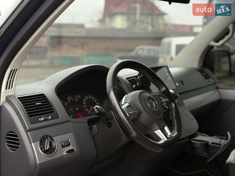 Минивэн Volkswagen Multivan 2007 в Ивано-Франковске