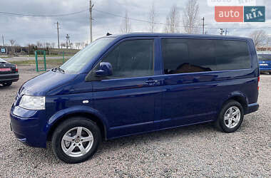 Минивэн Volkswagen Multivan 2006 в Ровно