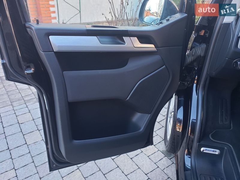 Минивэн Volkswagen Multivan 2017 в Луцке фото 54 Минивэн Volkswagen Multivan 2017 в Луцке