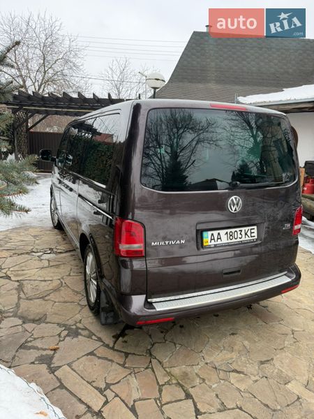 Мінівен Volkswagen Multivan 2015 в Києві