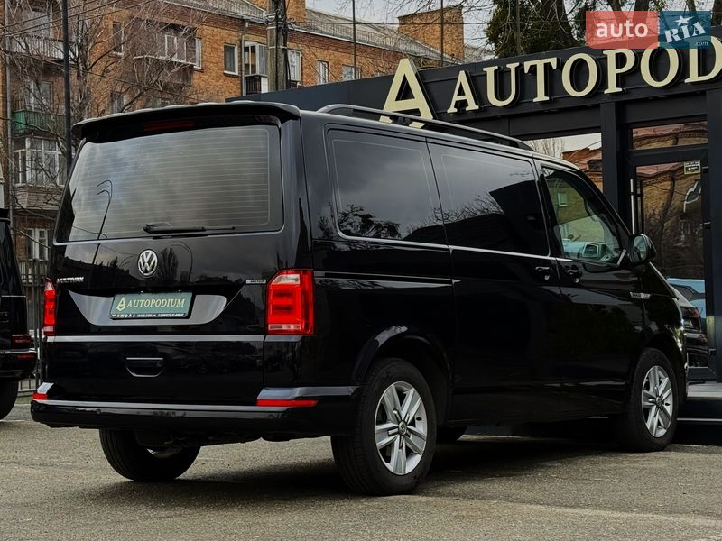 Минивэн Volkswagen Multivan 2018 в Киеве