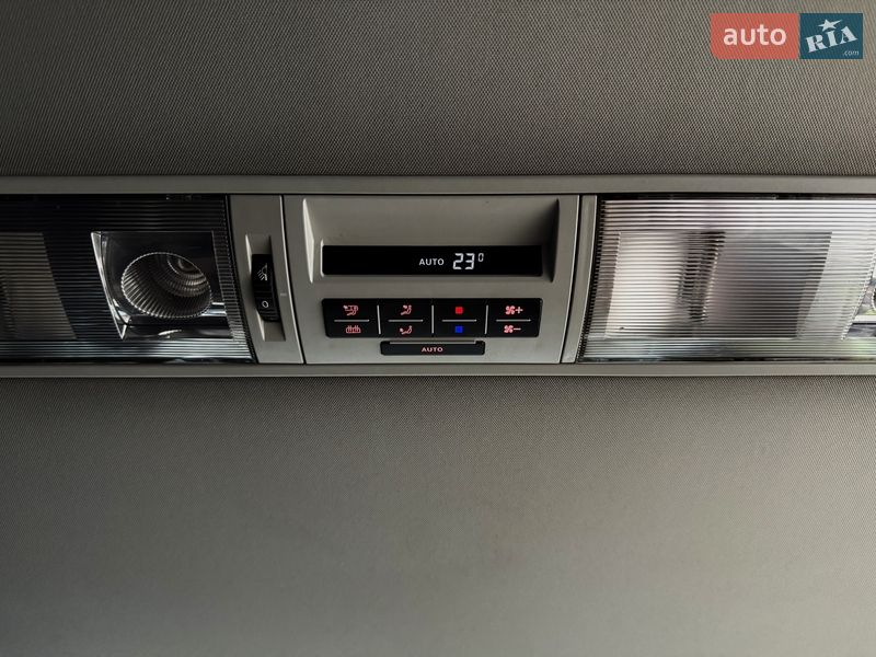 Минивэн Volkswagen Multivan 2018 в Киеве