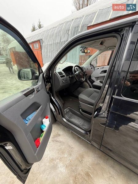 Минивэн Volkswagen Multivan 2012 в Киеве