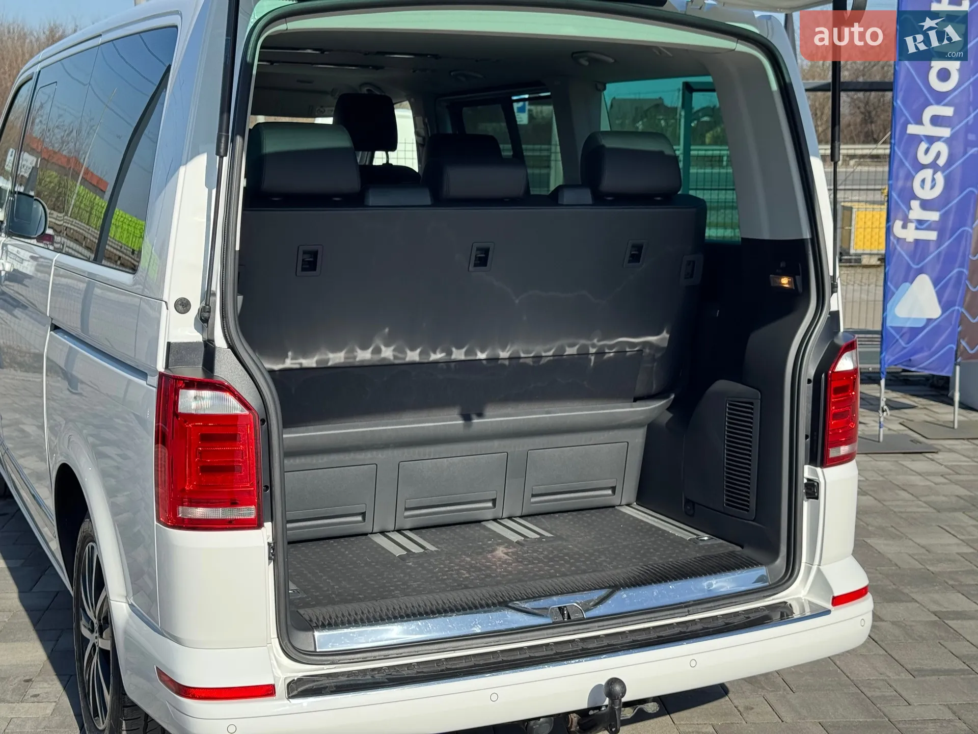 2017 Volkswagen Multivan - мініатюра 31