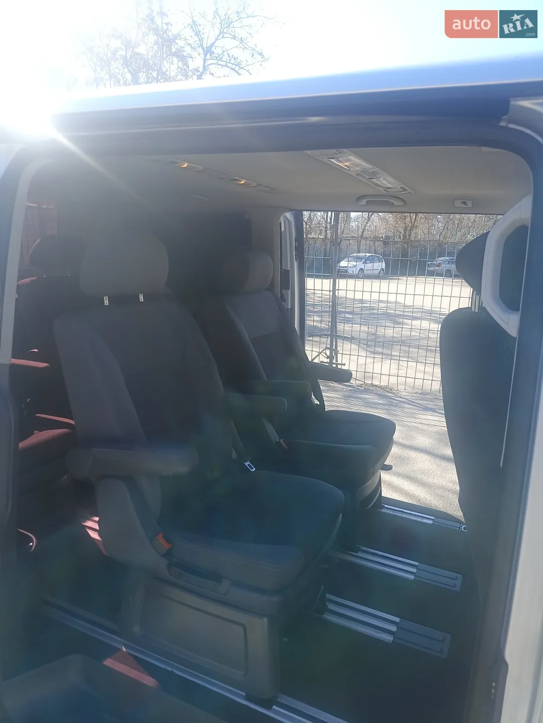 2010 Volkswagen Multivan - мініатюра 16