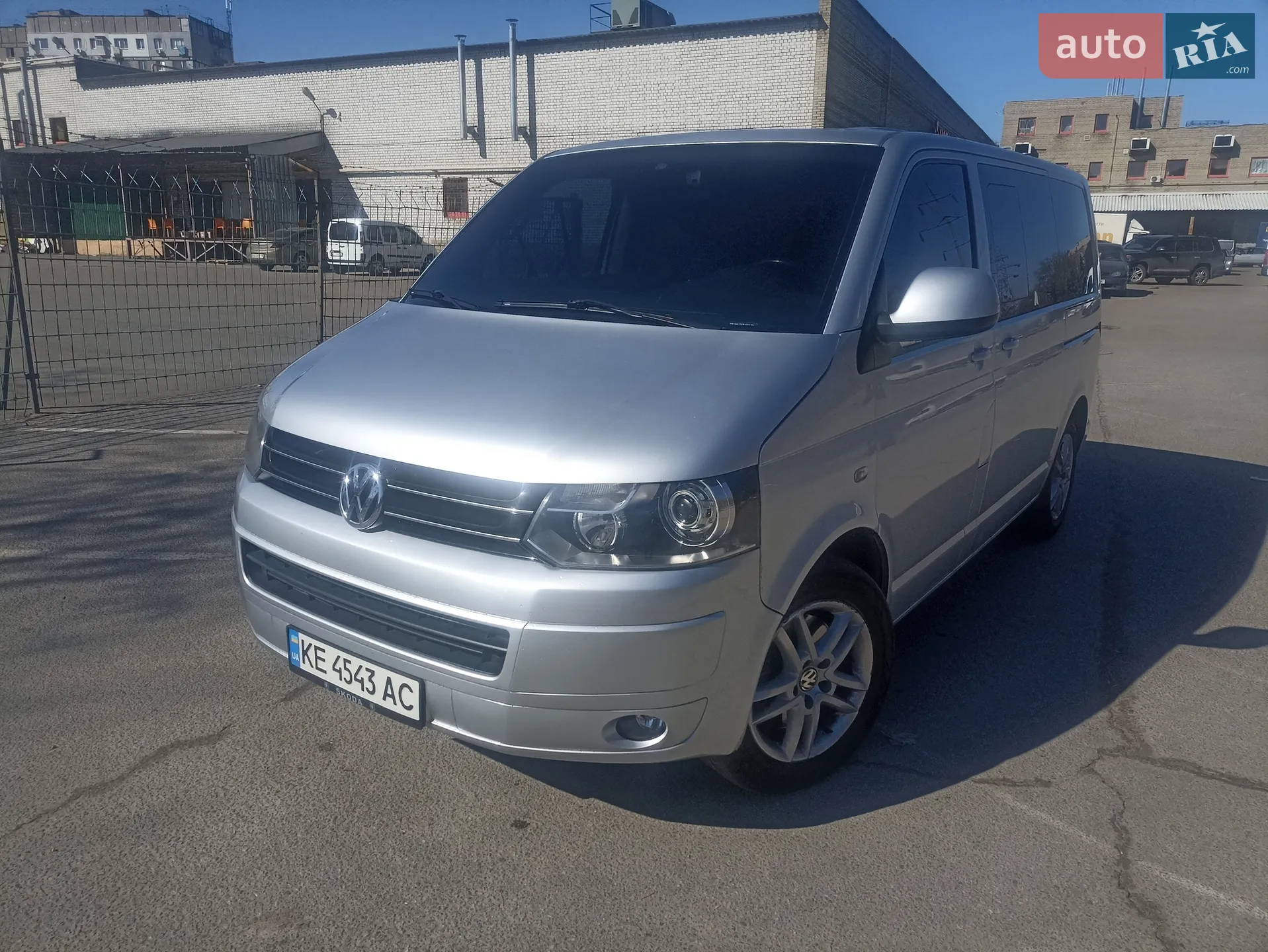 2010 Volkswagen Multivan - мініатюра 33