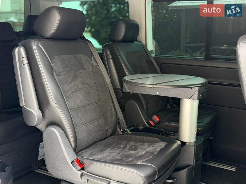 Минивэн Volkswagen Multivan 2018 в Львове фото 23 Минивэн Volkswagen Multivan 2018 в Львове
