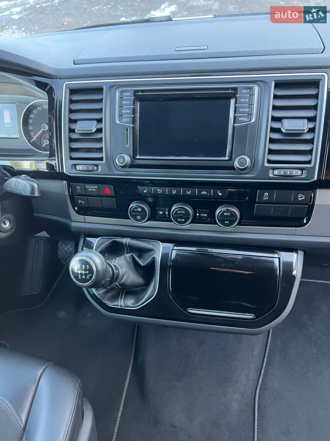 2017 Volkswagen Multivan - мініатюра 14