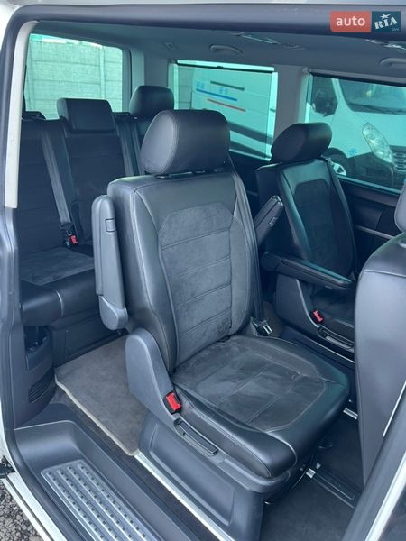 Минивэн Volkswagen Multivan 2017 в Ровно