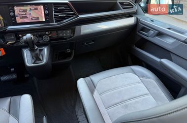 Минивэн Volkswagen Multivan 2023 в Киеве