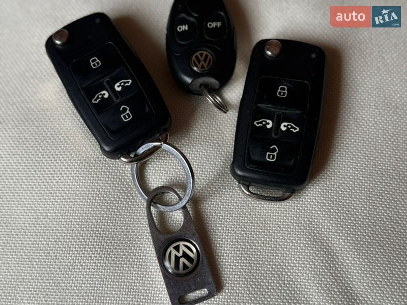 Мінівен Volkswagen Multivan 2015 в Хмельницькому