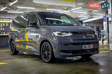 Минивэн Volkswagen Multivan 2022 в Черновцах
