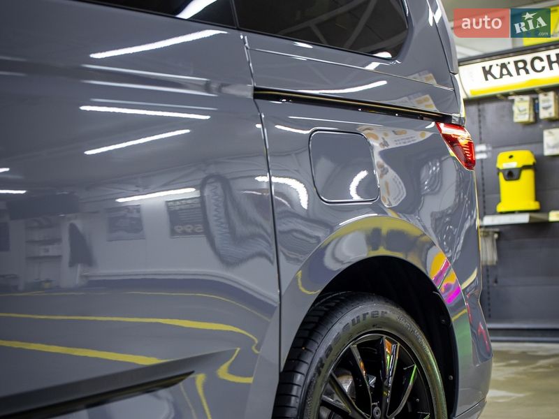 Минивэн Volkswagen Multivan 2022 в Черновцах