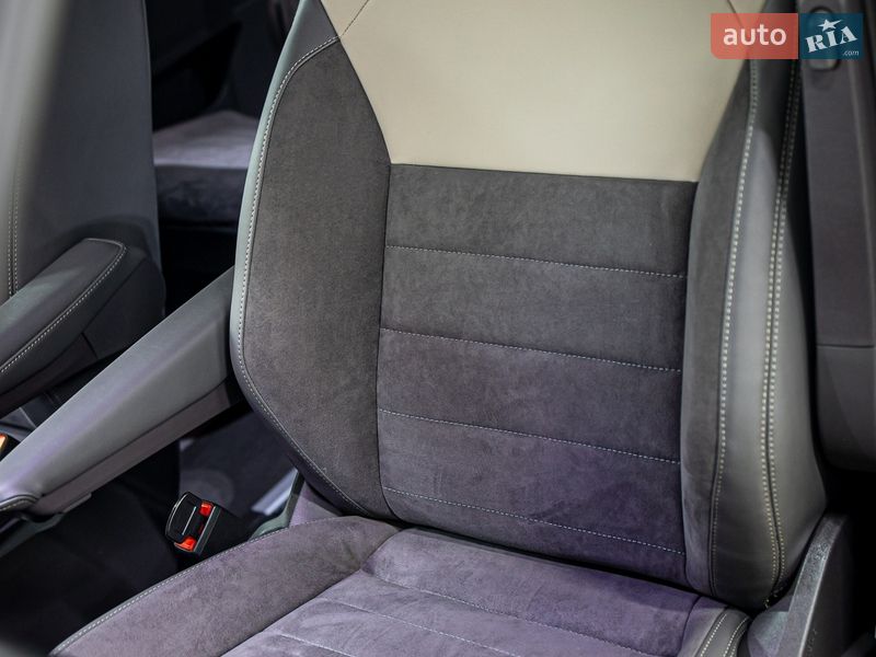 Минивэн Volkswagen Multivan 2022 в Черновцах