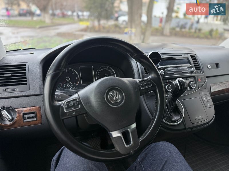 Минивэн Volkswagen Multivan 2011 в Одессе