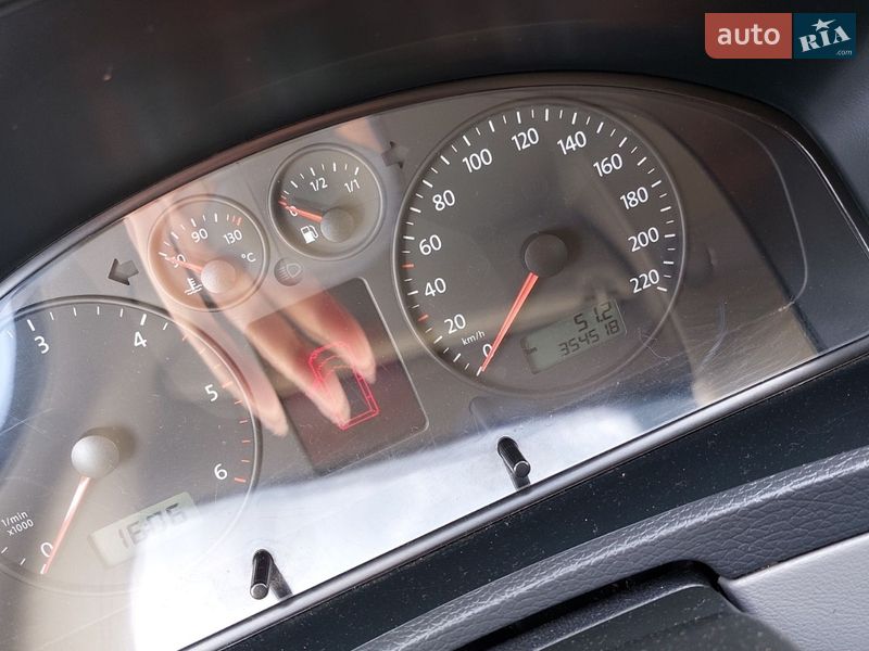 Минивэн Volkswagen Multivan 2008 в Лохвице