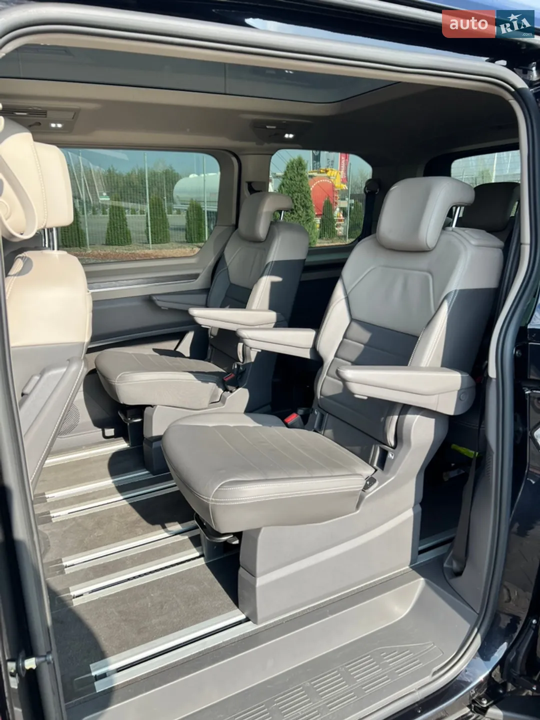 2021 Volkswagen Multivan - мініатюра 23