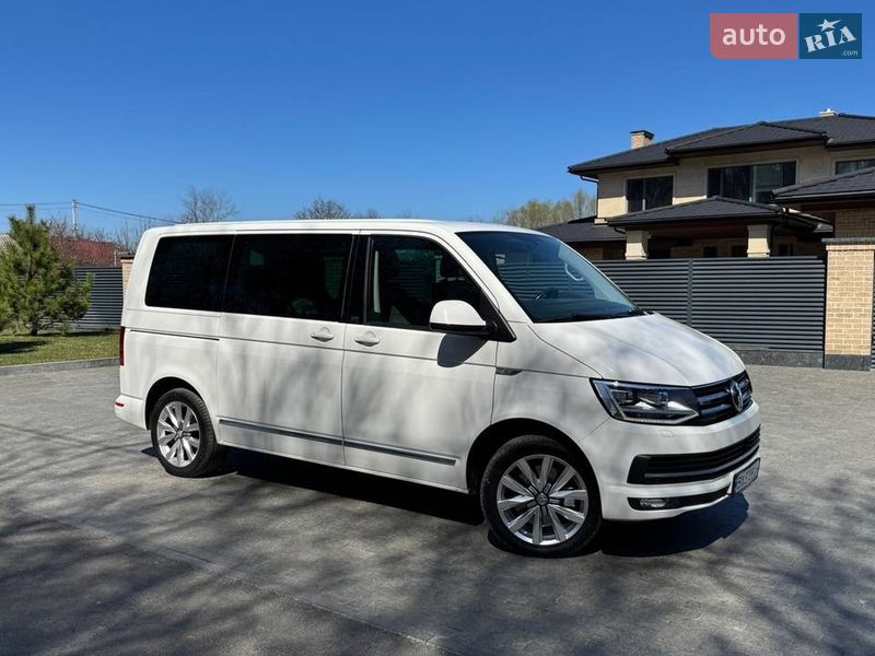 Мінівен Volkswagen Multivan 2016 в Хмельницькому