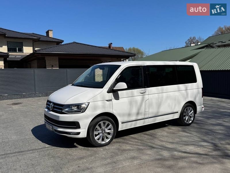 Мінівен Volkswagen Multivan 2016 в Хмельницькому