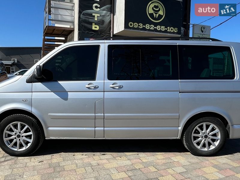 Минивэн Volkswagen Multivan 2008 в Стрые